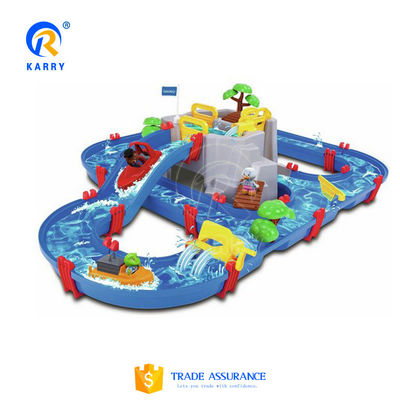 Giochi gonfiabili per bambini per parchi acquatici Opzioni di colore personalizzate per un'avventura personalizzata