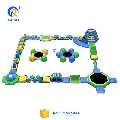 Trasforma il tuo parco acquatico con il nostro parco giochi gonfiabile e i kit di riparazione inclusi