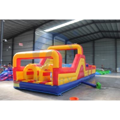 Libera il tuo spirito competitivo con il corso di ostacoli gonfiabile in bambusa in PVC
