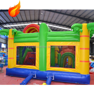 Dimensione e colore personalizzati Castello gonfiabile con scivolo