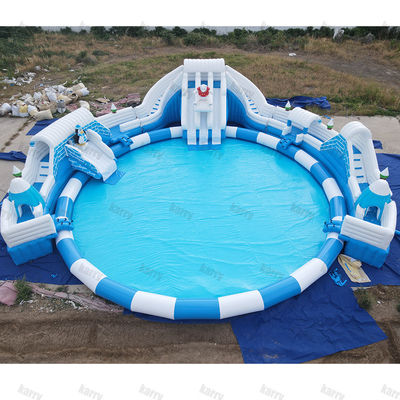 Capacità massima 100-500 kg Grande parco acquatico gonfiabile Snow Kingdom con piscina e scivoli