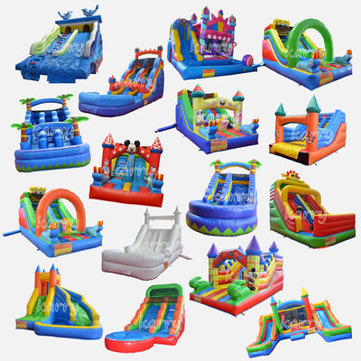 Combinazione di diapositive a castello gonfiabile per occasioni commerciali per esigenze di logo personalizzate