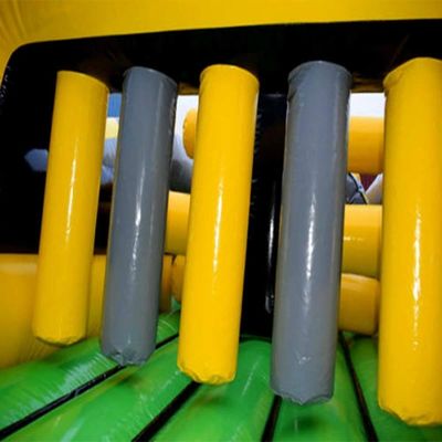Corso di ostacoli gonfiabile da 30' per adulti e bambini