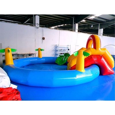 Piscine gonfiabili a colori personalizzati galleggiano per un bel divertimento