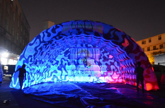 Campo di gioco all'aperto Tenda di ingresso a galleria gonfiabile a LED colorata per la promozione di eventi