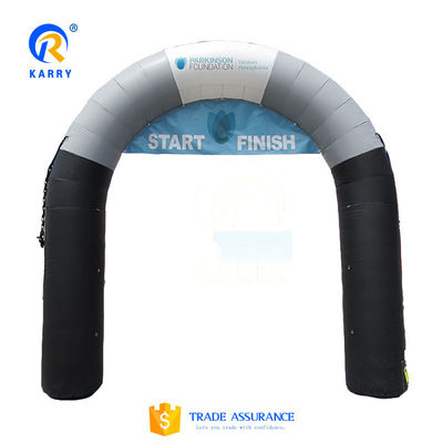 Arco a forma di cuore gonfiabile personalizzato per la decorazione degli eventi