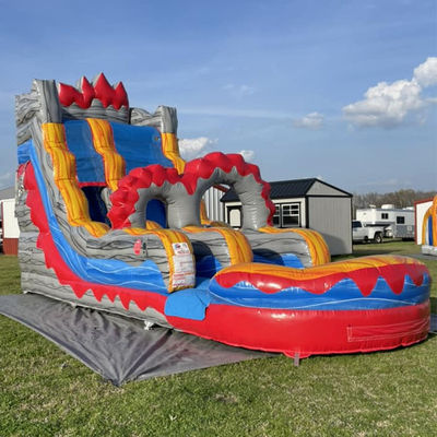 Spedizioni aeree Lava Rush a tema scivolo d'acqua gonfiabile con piscina e archi
