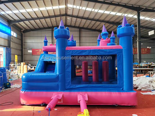 Gioco interno Grandi giochi a casa gonfiabile con tema della principessa congelata e diapositiva