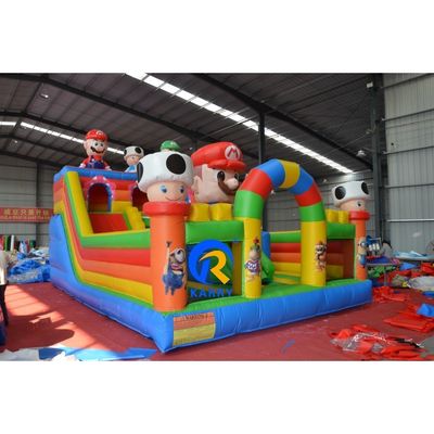 Parco giochi per bambini all'aperto Mario tema trampolino aereo gonfiabile castello rimbalzante con scivolo