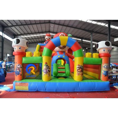Parco giochi per bambini all'aperto Mario tema trampolino aereo gonfiabile castello rimbalzante con scivolo