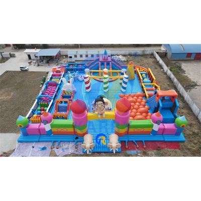 Parco di divertimenti gonfiabile all'aperto per bambini Corso di ostacoli di telone in PVC commerciale