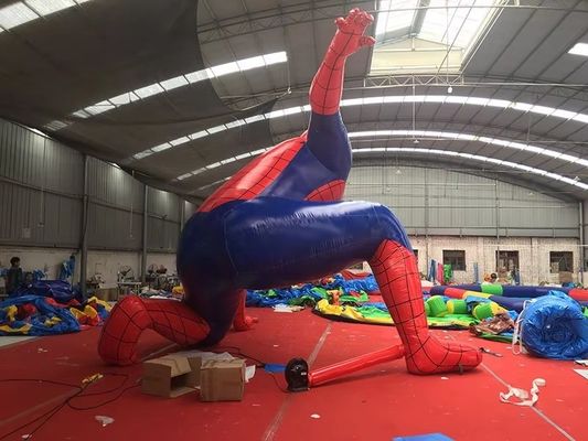 Modello Spiderman gonfiabile con taglia personalizzata e cuciture doppie e tre