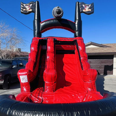Logo personalizzato stampa commerciale in PVC Pirate Ship tema scivolo d'acqua gonfiabile con piscina