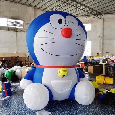 Doraemon gonfiabile colorato personalizzato con soffiatore d'aria e accessori