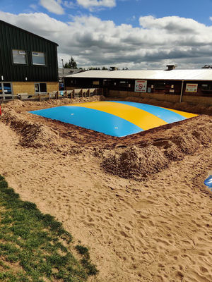 Commerciale PVC gonfiabile nuvola salta colorato salto cuscino pad per bambini e adulti