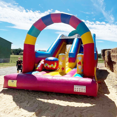 Noleggio di feste Candy House Tematico Slide secco gonfiabile con certificazione CE/EN71/EN14960