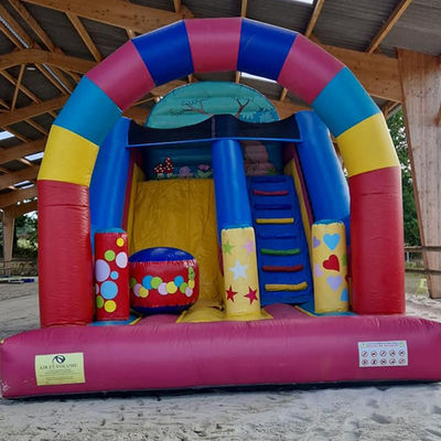 Noleggio di feste Candy House Tematico Slide secco gonfiabile con certificazione CE/EN71/EN14960