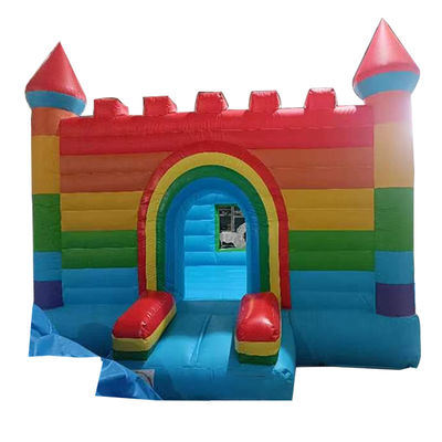 Rainbow Inflatable Jumping Castle Trampolino in PVC di qualità commerciale con soffiatore