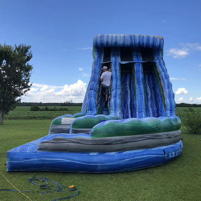 Parco acquatico all'aperto Grande scivolo gonfiabile a forma di onda con scivoli doppi in PVC blu