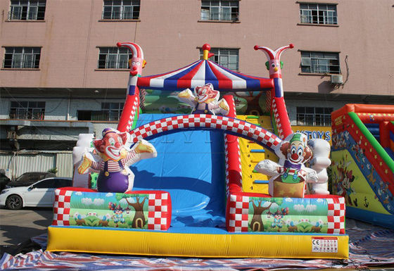 Scivolo secco gonfiabile commerciale con logo personalizzato Carnevale Circo Clown Jump Slide