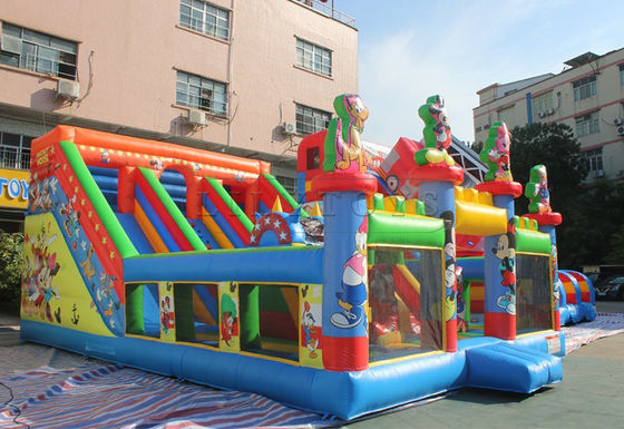 Scivolo secco gonfiabile commerciale con logo personalizzato Carnevale Circo Clown Jump Slide