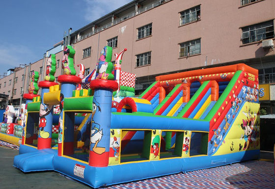 Scivolo secco gonfiabile commerciale con logo personalizzato Carnevale Circo Clown Jump Slide