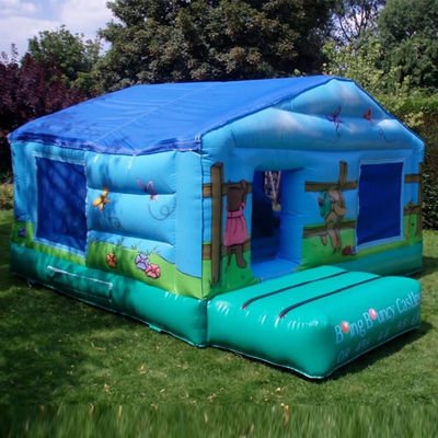 Trampolino da picnic per bambini commerciale con castello gonfiabile blu e pozzo da palla