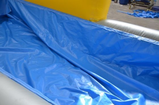 Parco acquatico commerciale gonfiabile con scivolo extra lungo e piscina combinata gonfiabile