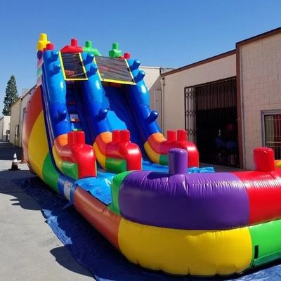 Dimensione del cliente Fancy slitta gonfiabile con slitta larga e piscina d'acqua