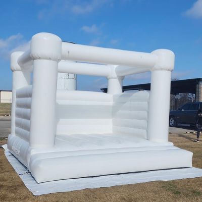 Letto per bambini piccoli su misura Castello bianco salta Pastello gonfiabile Castello salta con soffiatore