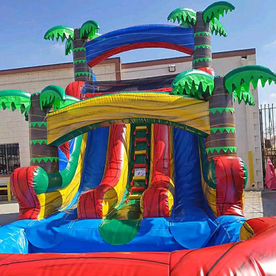 Divertimento portatile garantito con una piccola casa gonfiabile tropicale