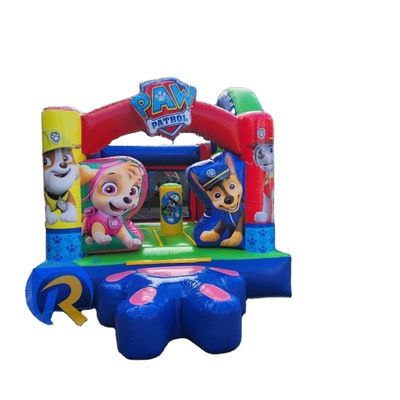 Attrezzature di intrattenimento per giardini personalizzati Logo accettabile Castello gonfiabile