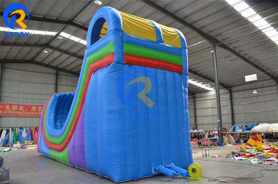 10*3,5*6m Slide rotativo ad acqua gonfiabile in PVC a prestazioni elevate per noleggiare feste estive