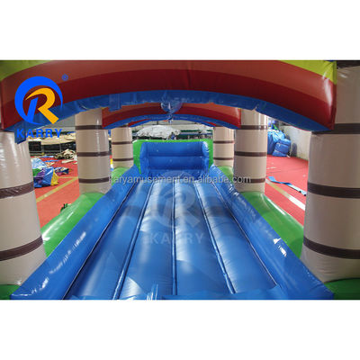Capacità massima 100-500 kg Grande scivolo gonfiabile con scivolo lungo esteso e piscina
