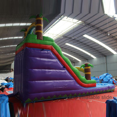 Sliding e trampolino per bambini