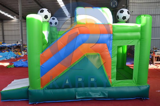 Logo personalizzato accettabile Parco di trampolino gonfiabile per parco giochi all'aria aperta