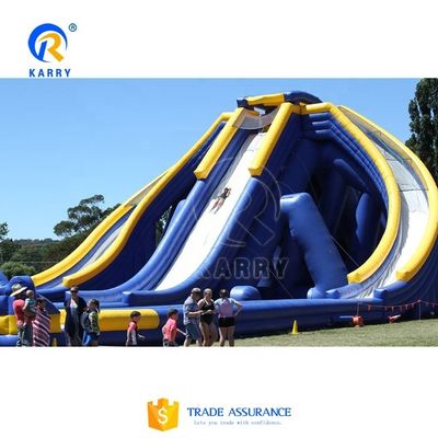 Scivolo d'acqua gonfiabile stimolante per adulti e bambini