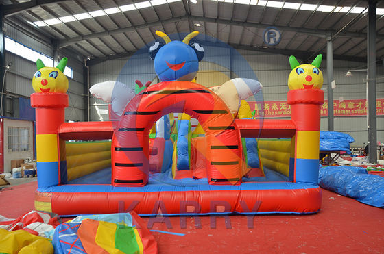 EN71/CE Certificato Grande castello saltante Insecto Paradiso Casa rimbalzata per parco giochi