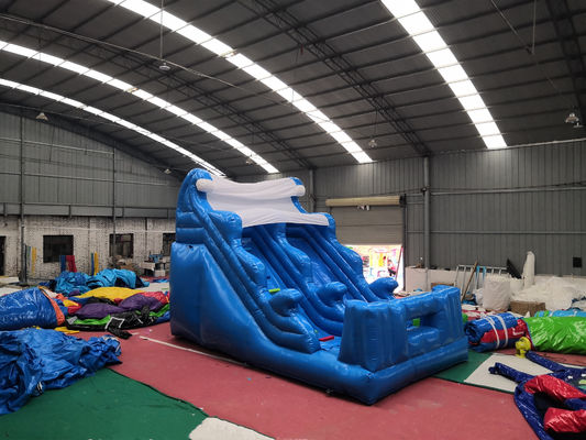 Scivoli bagnati gonfiabili commerciali con piscina e soffiatore d'aria castello di buttafuori per bambini