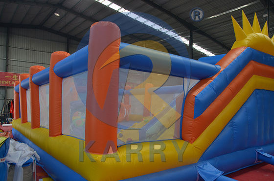 Combo di scivoli portatili in PVC con percorso di ostacoli e muro gonfiabile