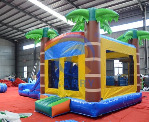 Casa gonfiabile unisex con scivolo 2024 Combinazione di trampolino a palma