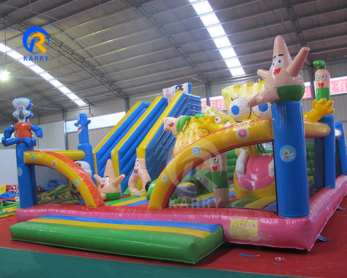 Parco di divertimenti idraulici gonfiabile Cartoon Sponge Fun City con scivolo e castello saltante