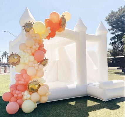 Salto e scivolo a mano, inflatabile, ideale per feste commerciali