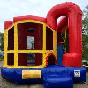 Caratteristiche PORTABLE Carousel gigante Castello a rimbalzo Combo Slide con colore personalizzato