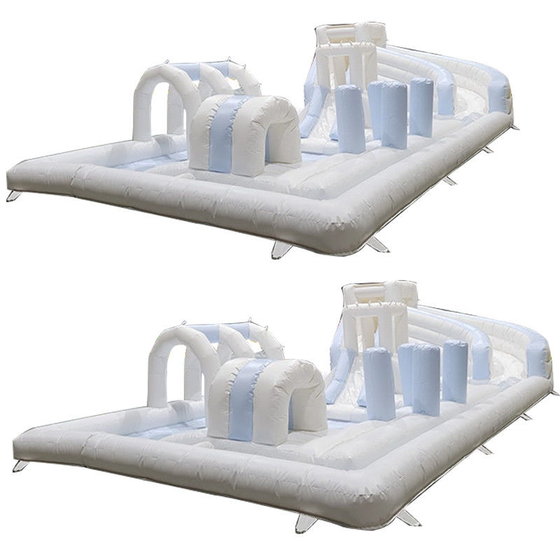 Pvc bianco unisex campo di ostacoli esterno gonfiabile attrezzature da gioco per bambini parco giochi scivolo acqua gonfiabile con piscina