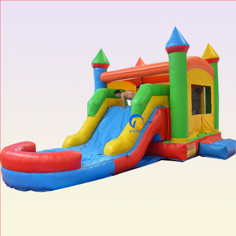 Casa gonfiabile in PVC a colori personalizzati con combinazione di diapositive