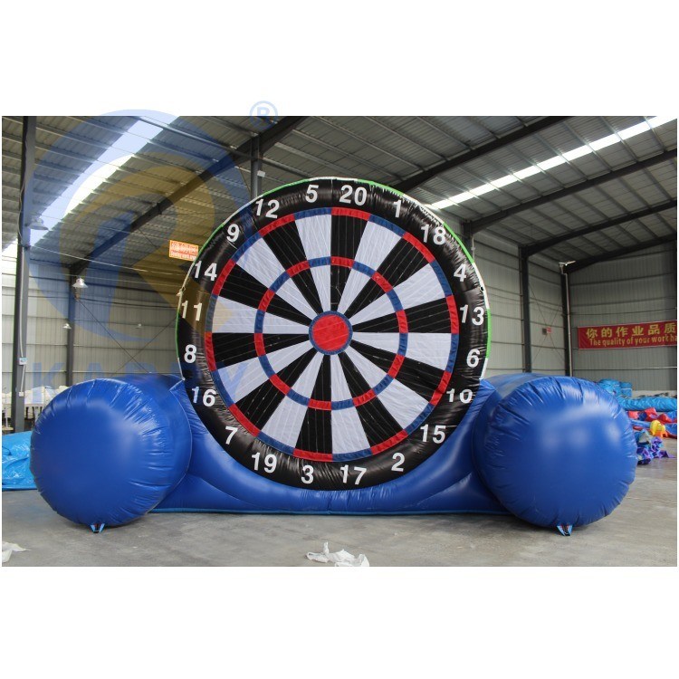Grandi giochi interattivi gonfiabili per l'uomo Sport Calcio Dartboard Calcio Darts Giochi da tavolo