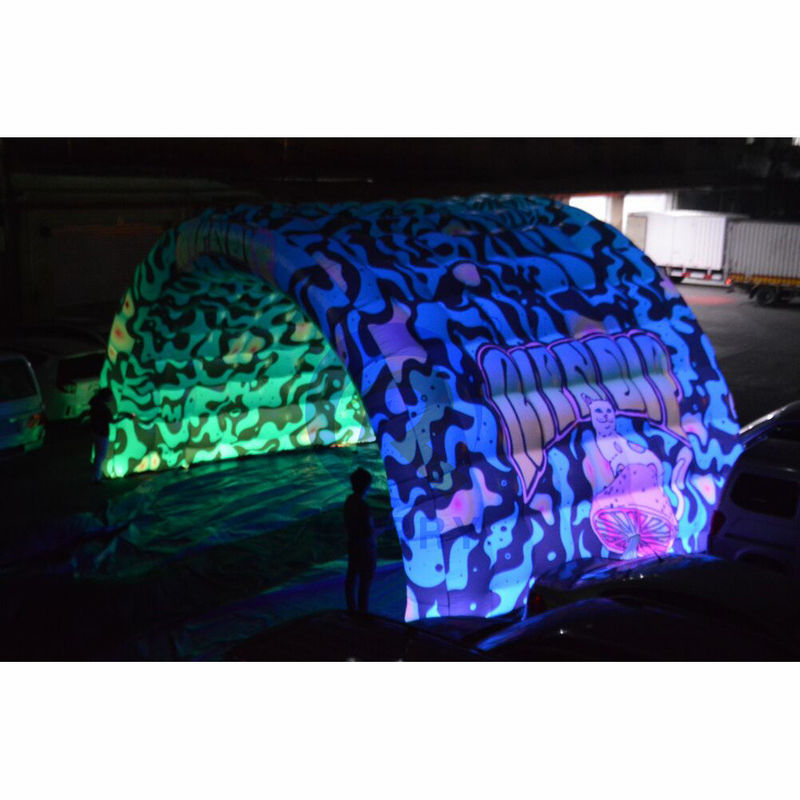 Campo di gioco all'aperto Tenda di ingresso a galleria gonfiabile a LED colorata per la promozione di eventi