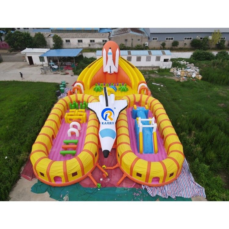 Parco acquatico estivo divertimento unisex grande orso polare gonfiabile parco giochi per giochi all'aria aperta