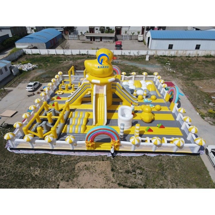 PVC Tarpaulin Custom Il più grande parco a tema gonfiabile del mondo per bambini unisex Bounce House